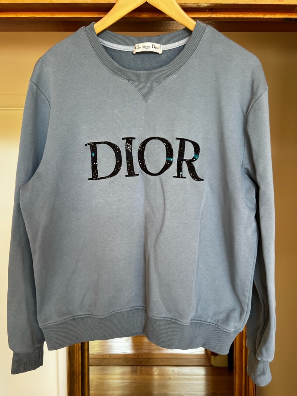 Christian Dior sweatshirt Women’s Medium, Men’s Small